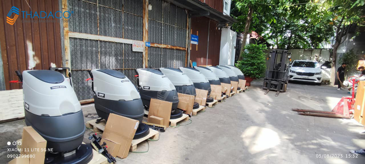 máy chà sàn công nghiệp