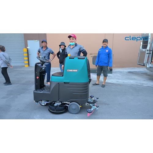 Máy chà sàn công nghiệp ngồi lái CLEPRO C100B New 2